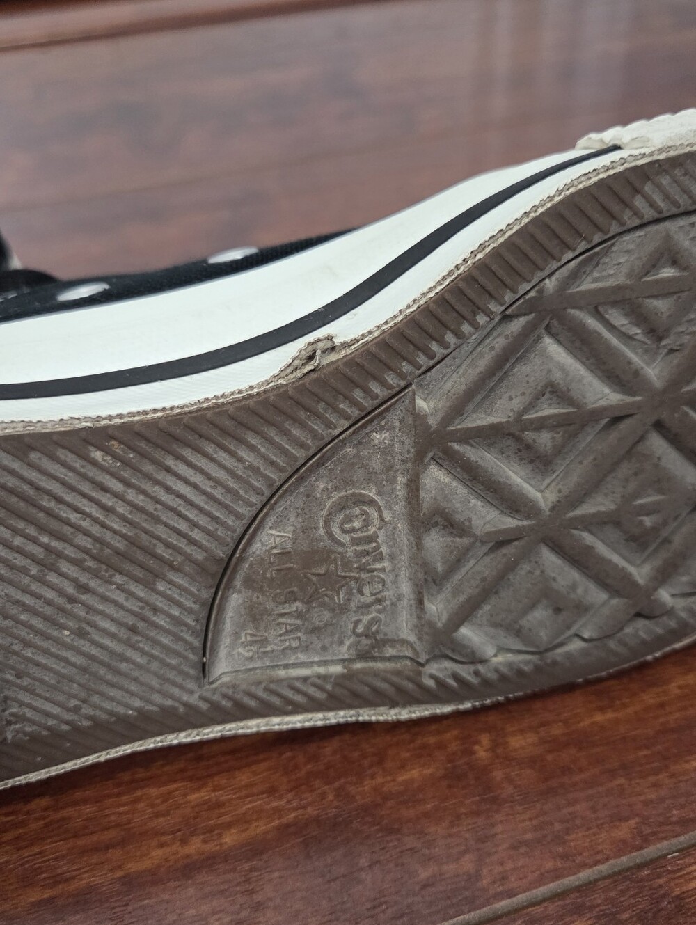 Converse Chuck Taylor All Star Low Top Black Canvas Sneakers Womens 6.5 Mens 4.5 - Picture 6 of 9